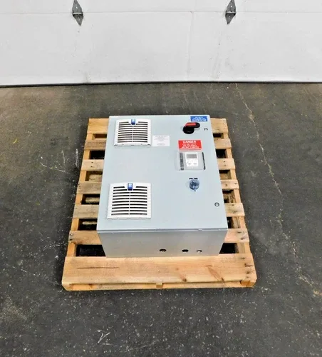 ABB MO-6310 10 HP VFD DRIVE CABINET 480 VAC 15A ACH550-UH-15A-4