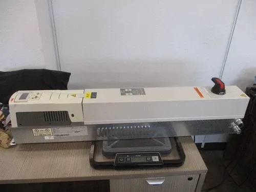ABB ACH550 AC Drive with Bypass ACH550-VC-017A-2+F267 5HP 3Ph Input 3PH 48-63Hz 2