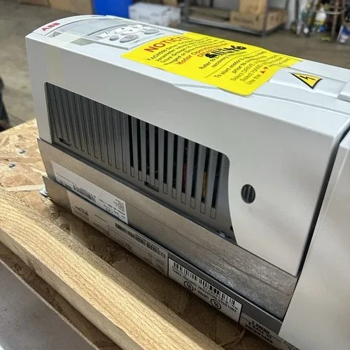 ABB AC HVAC DRIVE ACH550-VCR-03A3-4+F267 1.5HP ACX550 Motor 4