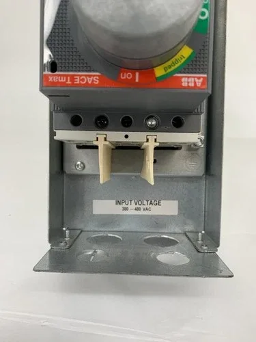 ABB ACH550-VCR-06A9-4 3HP ACX550-U0-06A9-4 +P901 VFD 380-480V 6.9A with Bypass 2