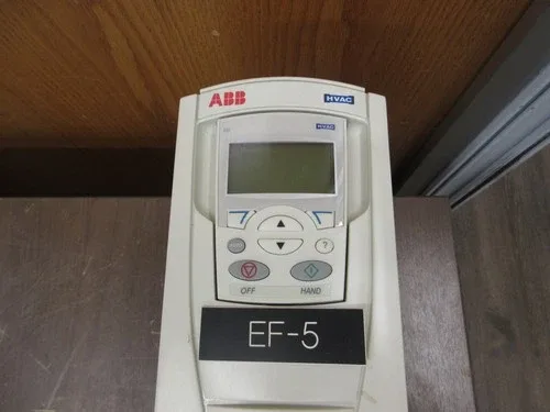 ABB ACH550 AC Drive with Bypass ACH550-VCR-08A8-4 5HP 3Ph with Keypad 3