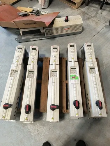 ABB ACH550-VDR-017A-2 AC Drive 5HP 208-240Vac 17A