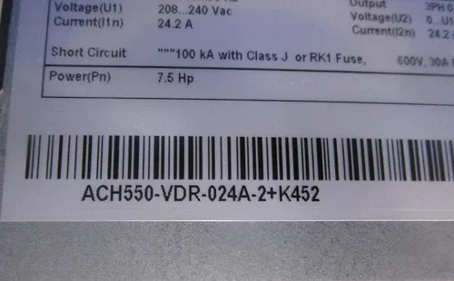 ABB AC VFD ACH550-VDR-024A-2+K452 with O TOP KEYPAD 7.5HP 24.2A 208-240VAC 3PH 1 Y 2