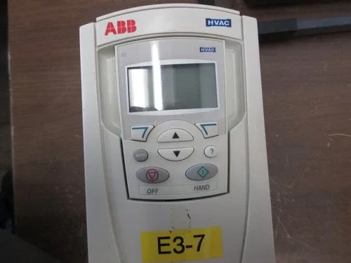 ABB ACH550 AC Drive with Bypass ACH550-VDR-04A6-2+F267+K452 1HP 3Ph with Keypad 3