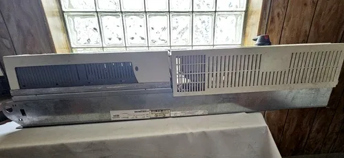ABB HVAC ACH550-VDR-059A-4 Frequency Driver 380 - 480 VAC 40 HP UL Type 1 NEMA 1 4