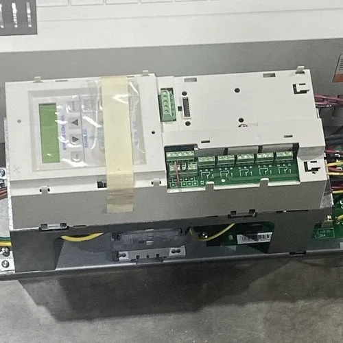 ABB ACH550-VDR-08A8-4 Variable Drive 5HP 4KW 380-480VAC 8.8A 4