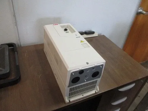 ABB ACH580 AC Drive ACH580-01-059A-2+J429 20HP 3Ph * No Keypad *