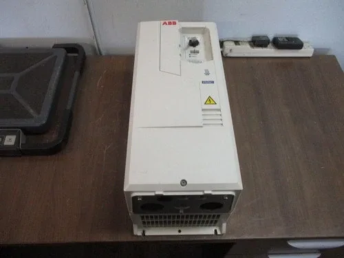 ABB ACH580 AC Drive ACH580-01-059A-2+J429 20HP 3Ph * No Keypad * 2