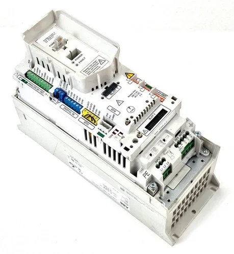 ABB ACH580-01-05A7-4+B056+F278+J400+N2901 Inverter 2.2kW - / attn