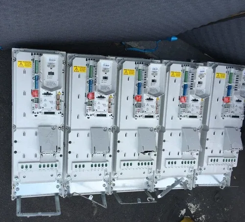 ABB ACH580-01-075A-2+P922 Drive with