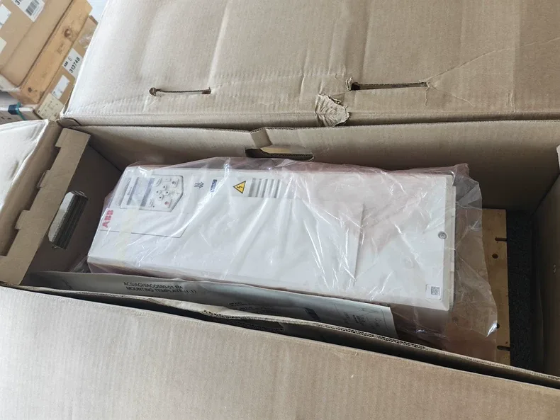 ABB ACH580-01-077A-4 Inverter