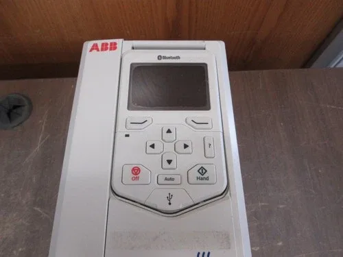 ABB ACH580 AC Drive ACH580-01-07A6-4+J429 5HP 3Ph with Keypad 3