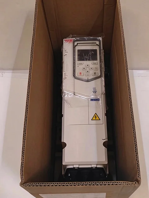 ABB HVAC Drive ACH580-01-10A6-2+B056 2HP 7.5A AVM 176
