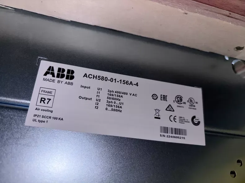 ABB ACH580 Series ACH580-01-156A-4 HVAC Drive AC 125HP 480 Volt 156Amp VT N1 3