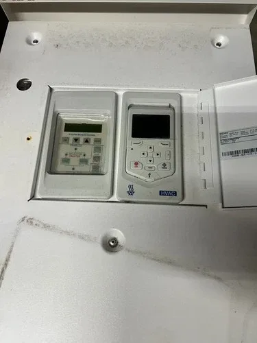 ABB ACH580-BCR-017A-2+B058 HVAC AC Drive 208-240VAC / 17A 3
