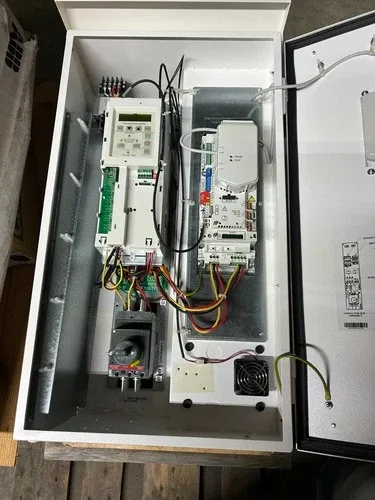 ABB ACH580-BCR-017A-2+B058 HVAC AC Drive 208-240VAC / 17A 4
