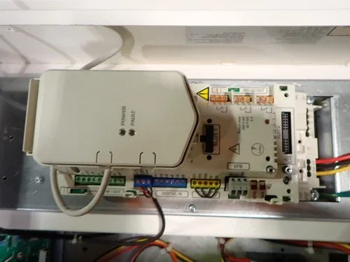 ABB Enclosed VFD AC Drive ACH580-PCR-02A1-4 +B058 3 Phase 480v 2.1A VFD492 3