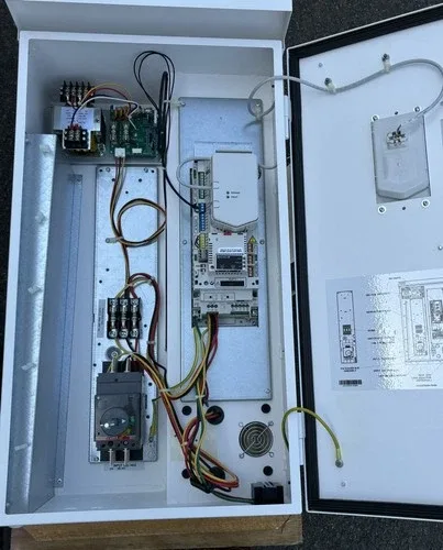 ABB ACH580-PCR-03A5-4+B058+E213+K465 HVAC Bluetooth Drive 4