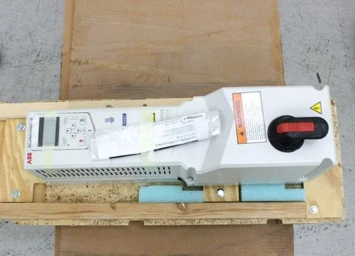 ABB ACH580-PCR-04A8-4 HVAC Drive 4.8A Output 3HP 480V R1 Frame (3378666)
