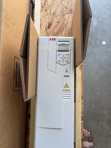 ABB ACH580-PCR-075A-2 VFDs 3