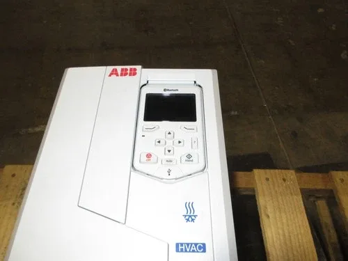 ABB ACH580 AC Drive with Disconnect ACH580-PDR-052A-4+J429 40HP 3Ph with Keypad 4