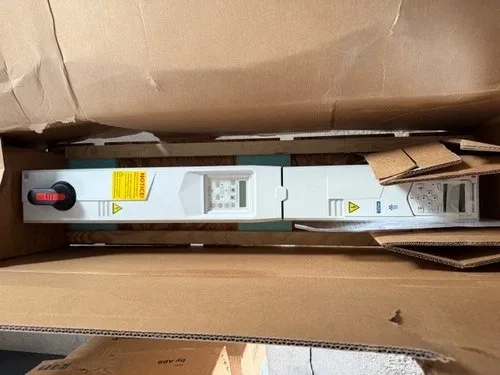 ABB ACH580-VCR-024A-2+F267+J405 7.5 HP 3PH 24A 240 VAC 50/60 HZ AC DRIVE 4