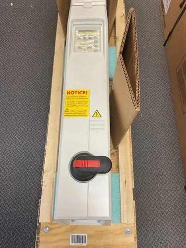 ABB ACH580-VCR-07A6-4 HVAC Drive With Bypass 440-480VAC 7.6A 3 Phase 4