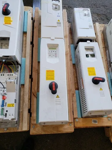 ABB ACH580 AC Drive ACH580-01-027A-4+P922 / ACH850-VCR-270A-4+J429 4