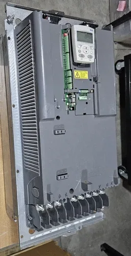 ABB 125HP 157A 480V ACH550/ACX550 - ACX550-U0-157A-4+B055 NO ENCLOSURE