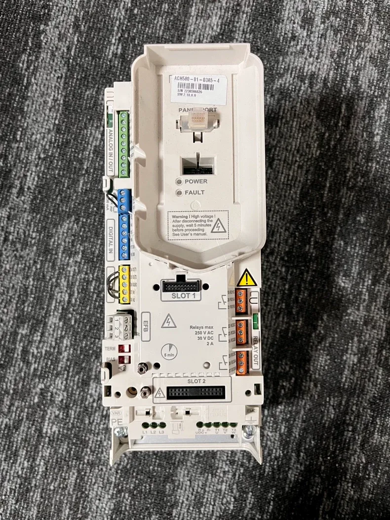 ABB ACH580-01-03A5-4 inverter 2