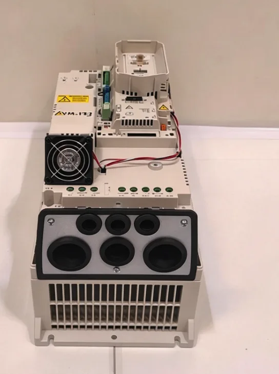ABB AC Drive ACH580-01-044A-4+B056 30HP 44A 400/480VAC 3Ph AVM 173 2