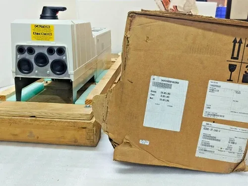 ABB ACH580-01-046A-2+P922 VARIABLE FREQUENCY DRIVE 30HP 22kW 44A 480VAC 2