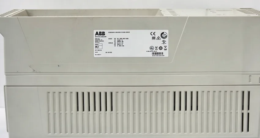 ABB ACH580-01-033A-4+J400+P952 Variable Speed Drive 15kW 3
