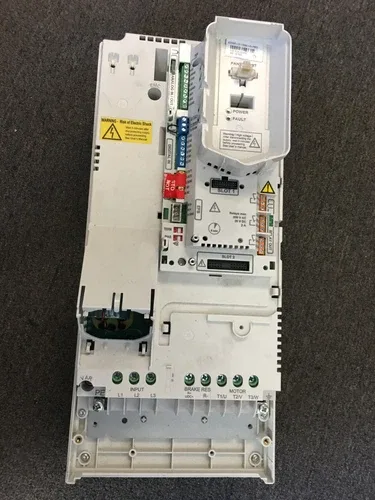 ABB ACH580 AC Drive ACH580-01-034A-4+P922 missing cover