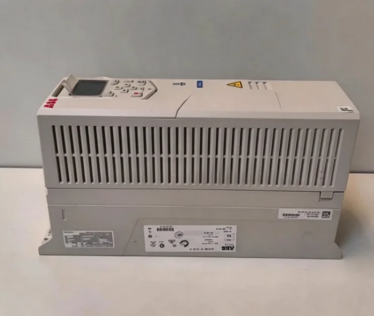 ABB HVAC Drives ACH580-01-017A-6 15HP 575V 17.0A AVM 01 2