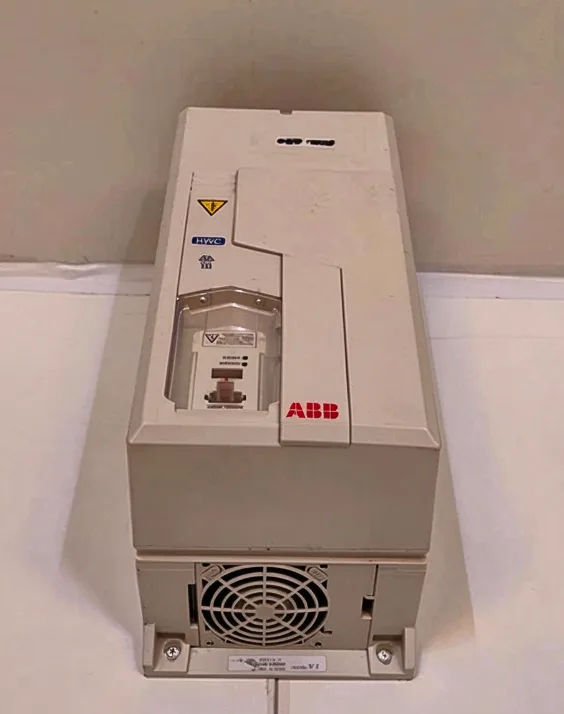 ABB AC Drive ACH580-01-027A-4+P940 20HP 3Ph 27A 400/480VAC AVM 170 4