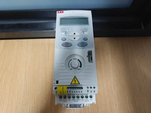 ABB ACS150-03U-01A9-4 Frequency Converter