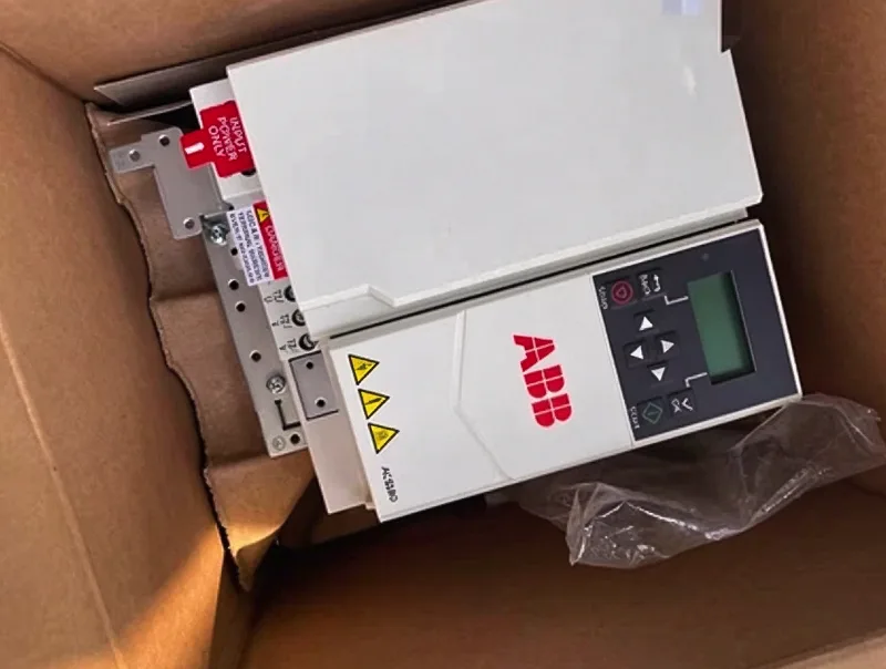 ABB ACS180-04N-033A-4 frequency converter