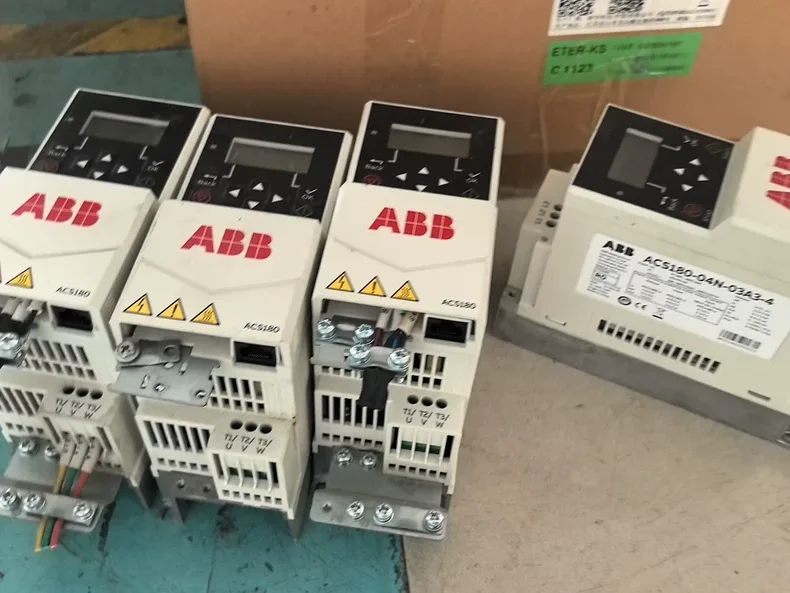 ABB ACS180-04N-03A3-4 Frequency Converter 4