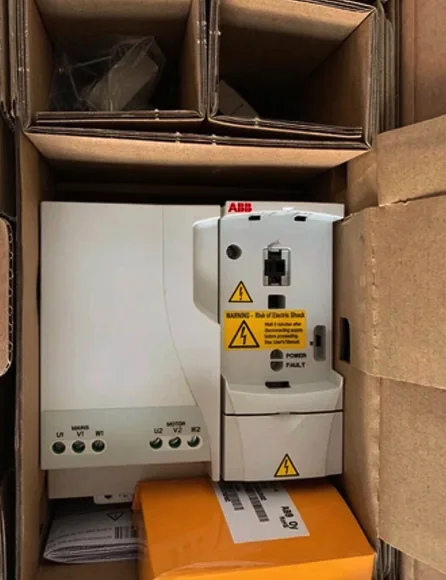 ABB ACS310-03E-13A8-4 5.5KW 3P AC380V ~ 480V Inverter