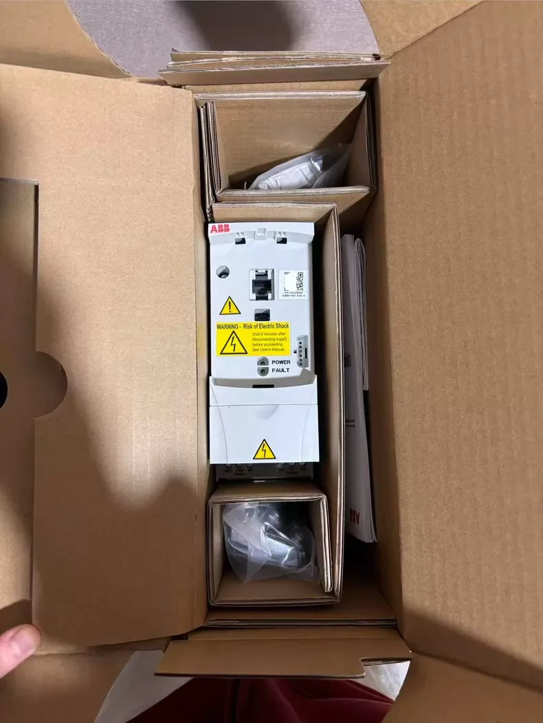 ABB ACS310-03U-06A2-4 Frequency Converter 3
