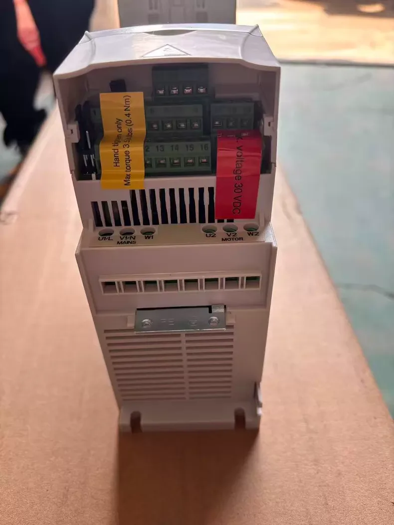 ABB ACS310-03U-06A2-4 Frequency Converter 6