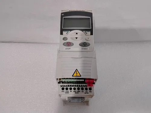 ABB Variable Frequency Drive ACS350-03U-05A6-4 68581486 5.6A 3HP 2.2KW
