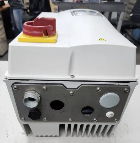ABB 7 1/2 HP AC VARIABLE FREQUENCY DRIVE 480V ACS355-03U-12A5-4+B063+F278+K46 3