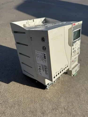 ABB ACS355-03U-12A5-5 3