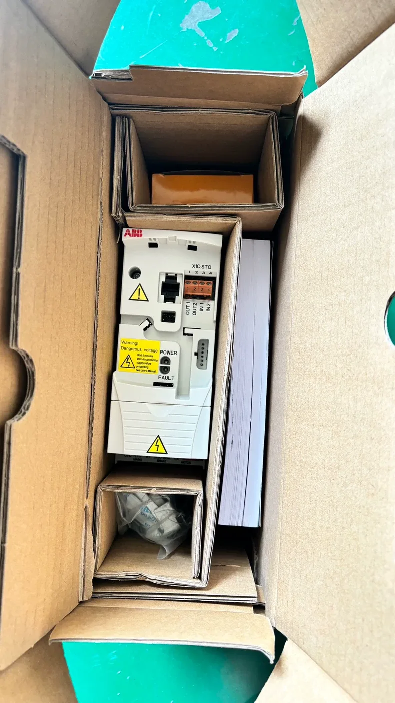 ABB ACS355-03E-04A1-4+J400 2