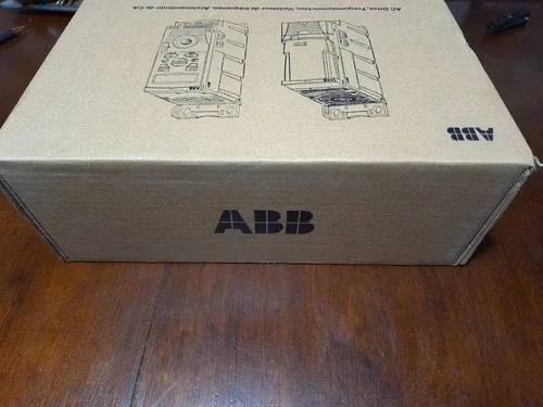 ABB AC Drive with screen ACS355-03U-0848-4+J400 Unopened 2
