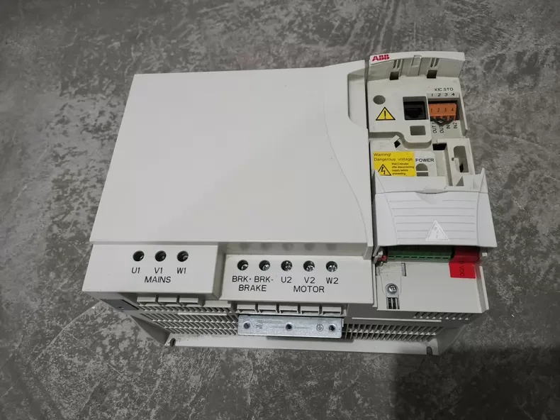 ABB ACS355-03E-31A0-4