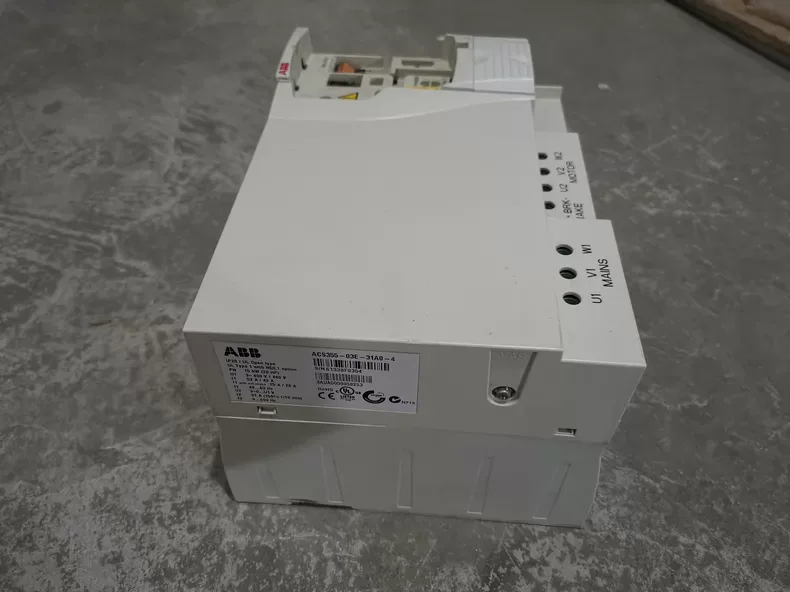 ABB ACS355-03E-31A0-4 2