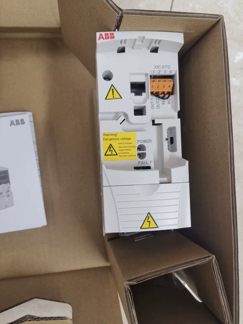 ABB ACS355-03E-06A7-2